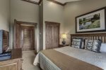 Guest Bedroom - 4 Bedroom - Crystal Peak Lodge - Breckenridge CO